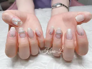 カラー ネイル 芦辺 香奈のネイルデザイン