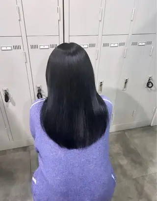 ミディアム IS所属・横浜美容室/透明感 カラー/レイヤーのヘアスタイル