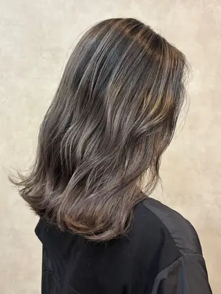 ミディアム カラー orso hair【オルソーヘア】所属・airi ✂︎ orso hairのヘアスタイル