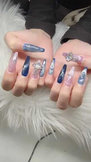 ネイル Lee Nailsのネイルデザイン