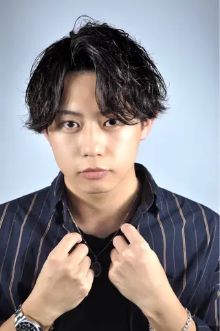 ミディアム パーマ 渡邉 慎⚠︎注意事項必読のヘアスタイル