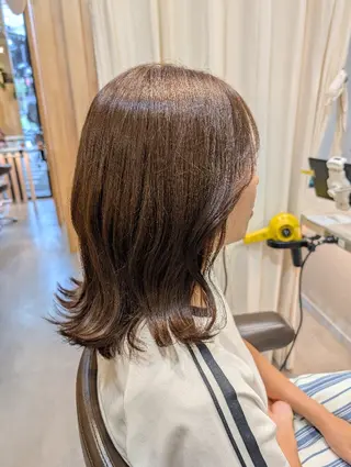 ミディアム カラー koto💭 コトのヘアスタイル