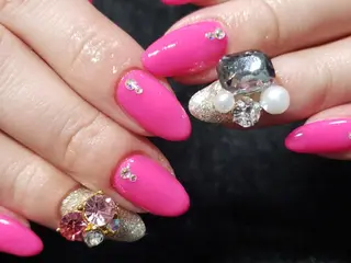 ネイル AviviyaNail所属・kubo ayaのネイルデザイン