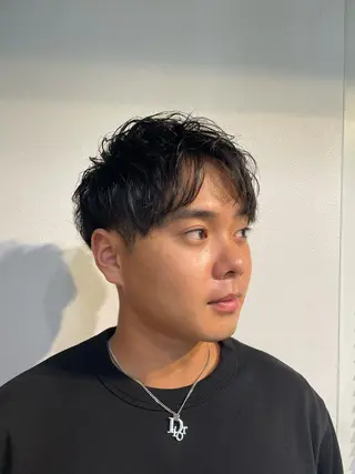 ミディアム パーマ ヘアアレンジ メンズ 髪や目黒店所属・Kamiya's TOKYO 安孫子のヘアスタイル