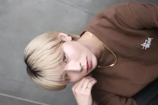 メンズ emu 新宿所属・ケイト🌙 ブリーチカラーのヘアスタイル