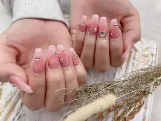 ネイル 🦋ネイルサロン ブラン🌈ゆりのネイルデザイン