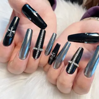 ネイル ゴテゴテ💙ワンホン リオナのネイルデザイン