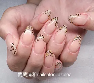 ネイル R inのネイルデザイン