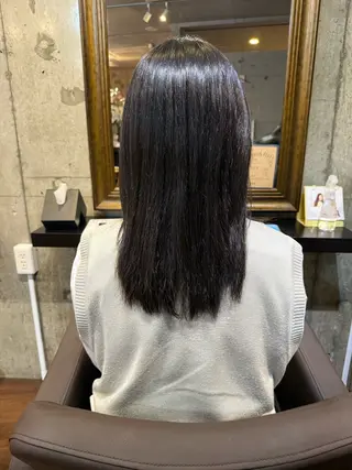 ミディアム 1+unplus所属・高杉 愛のヘアスタイル