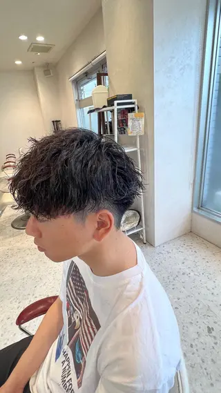 パーマ メンズ 宮下 志織のヘアスタイル