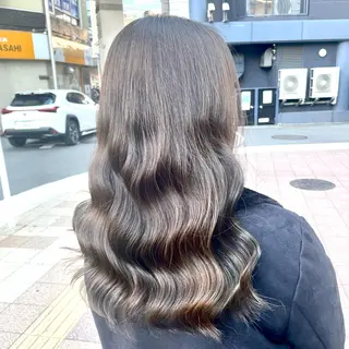セミロング カラー 色白に見える暗髪 梅田・増田のヘアスタイル