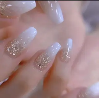 ネイル pink ladyサロン所属・べ にのネイルデザイン