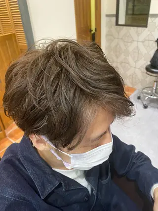 カラー メンズ 茂手木 勇二のヘアスタイル