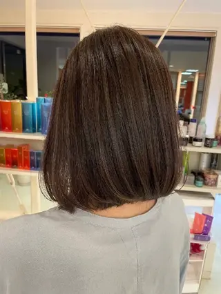 ミディアム 一谷 樹のヘアスタイル
