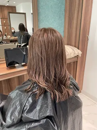 ミディアム カラー 🇰🇷韓国ヘア★ 副店長.쿠리타⭐︎のヘアスタイル