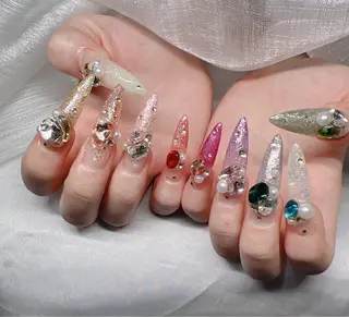 ネイル Lee Nailsのネイルデザイン