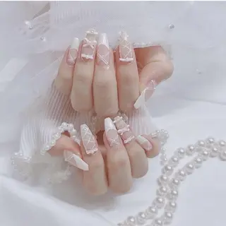 ネイル MIHANA SAKURAのネイルデザイン