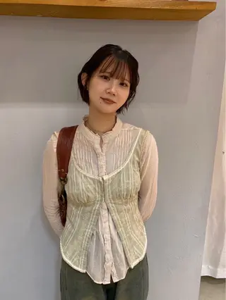 ショート カラー オリーブ/縮毛♡ Natsuno🩰のヘアスタイル