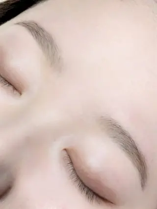 アイブロウ 〚Ａ ｍａｄｅ〛 エーメイドのマツエク・マツパデザイン