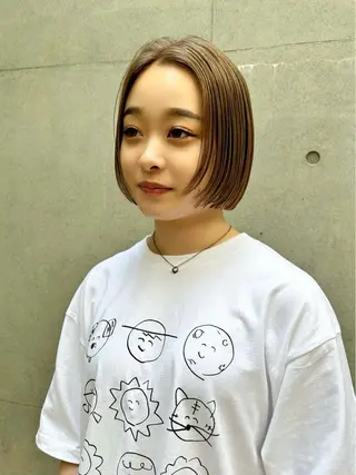 ショート カラー 🦋レイヤーカット ミドリカワ🦋のヘアスタイル