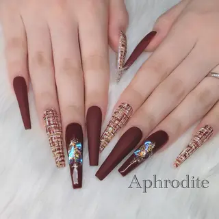 ネイル Aphrodite パラジェル認定サロンのネイルデザイン