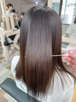 セミロング KANA/ボブ/ インナーカラー/艶髪のヘアスタイル