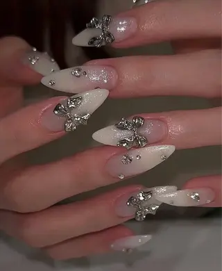 カラー AIN Nailのネイルデザイン
