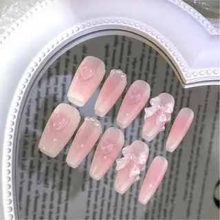ネイル Chisa Nail Studio所属・チ サのネイルデザイン