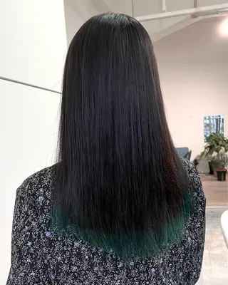 ロング カラー 🌈re-room EIKI🇰🇷のヘアスタイル