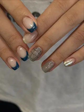 ネイル kiii.__ ✴︎*のネイルデザイン