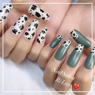 ネイル RiLion💗 Risa🦋💜のネイルデザイン