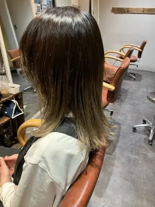 カラー 柴田 胡桃のヘアスタイル