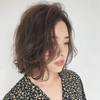 ミディアム パーマ 韓国ヘア🇰🇷 トヨキトキコのヘアスタイル
