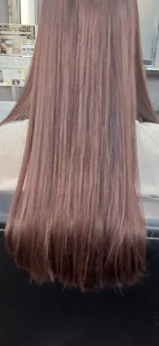 ロング ネオヘアー緑地公園所属・まつい ななえのヘアスタイル