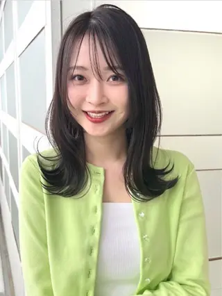 ミディアム カラー カット無料｜レイヤー カット｜韓国モテへアのヘアスタイル