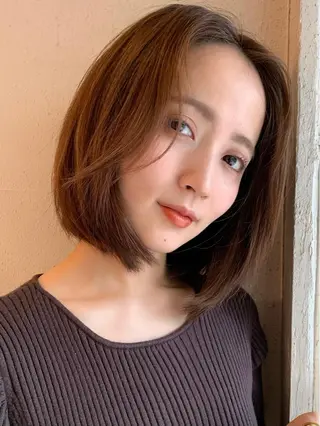 ショート カラー 透明感/オリーブ/ グレージュ/YUKAのヘアスタイル