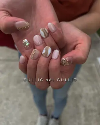 ネイル GULLIG söt GULLIGのネイルデザイン