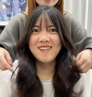 ロング SIGMA所属・みね ゆうはのヘアスタイル