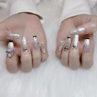 ロング HANA うるののネイルデザイン