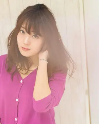 セミロング カラー 石沢 知康のヘアスタイル