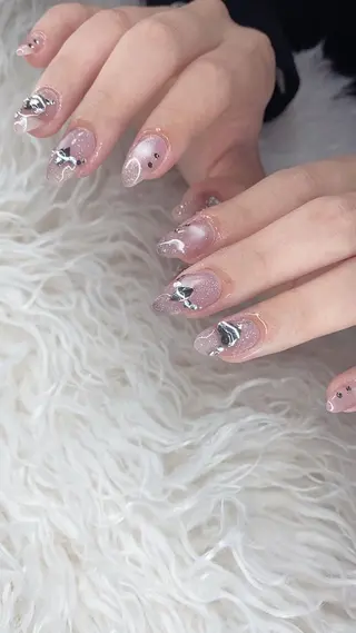 ネイル n o q r m. n a c h iのネイルデザイン