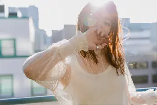 ミディアム カラー robe所属・ツジガキ ユウスケのヘアスタイル