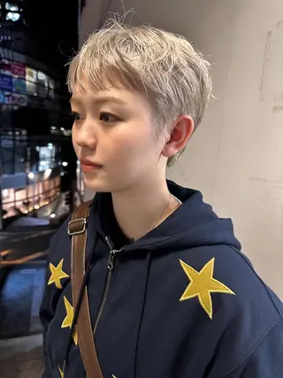 ショート Un ami  shibuya所属・Mon/ショート/パ ーマのヘアスタイル