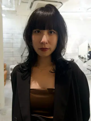 カラー Yaya ヤヤ / HACO+のヘアスタイル