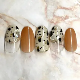 ミディアム Lety total beautyのネイルデザイン