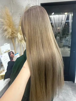 ロング カットカラー🩷 五島桜樫のヘアスタイル