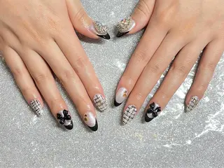 ネイル VIERU 🌈🎀💖のネイルデザイン