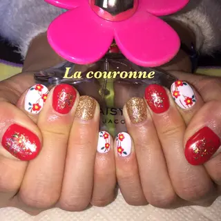 ネイル Lacouronne NATSUMIのネイルデザイン