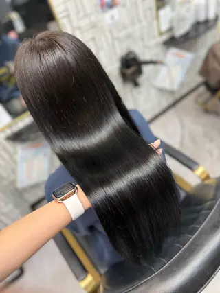 ロング arose久留米所属・山中 莉乃のヘアスタイル