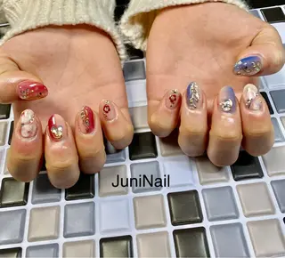 ネイル JuniNail 주니네일🇰🇷suのネイルデザイン